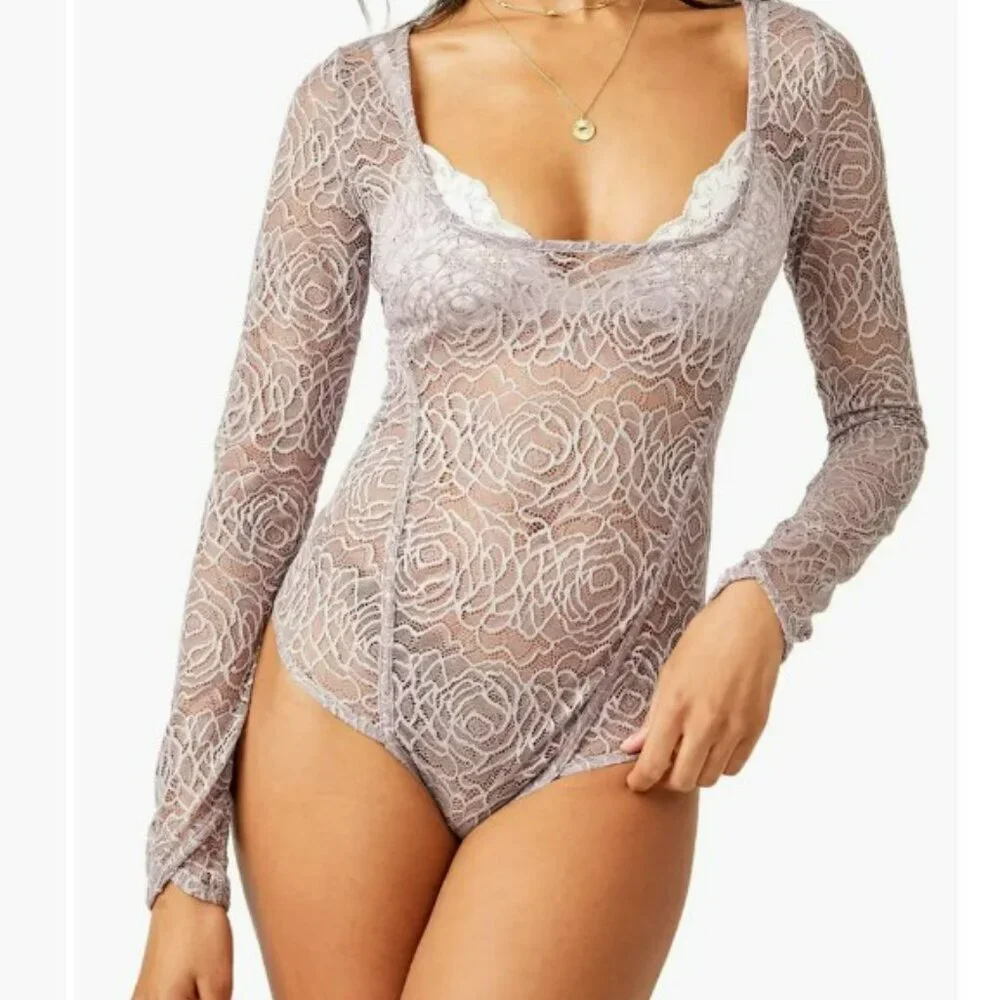 Free People Intimately in My‎ Head Sheer Lace Lilac Purple Bodysuit Size M - NEW